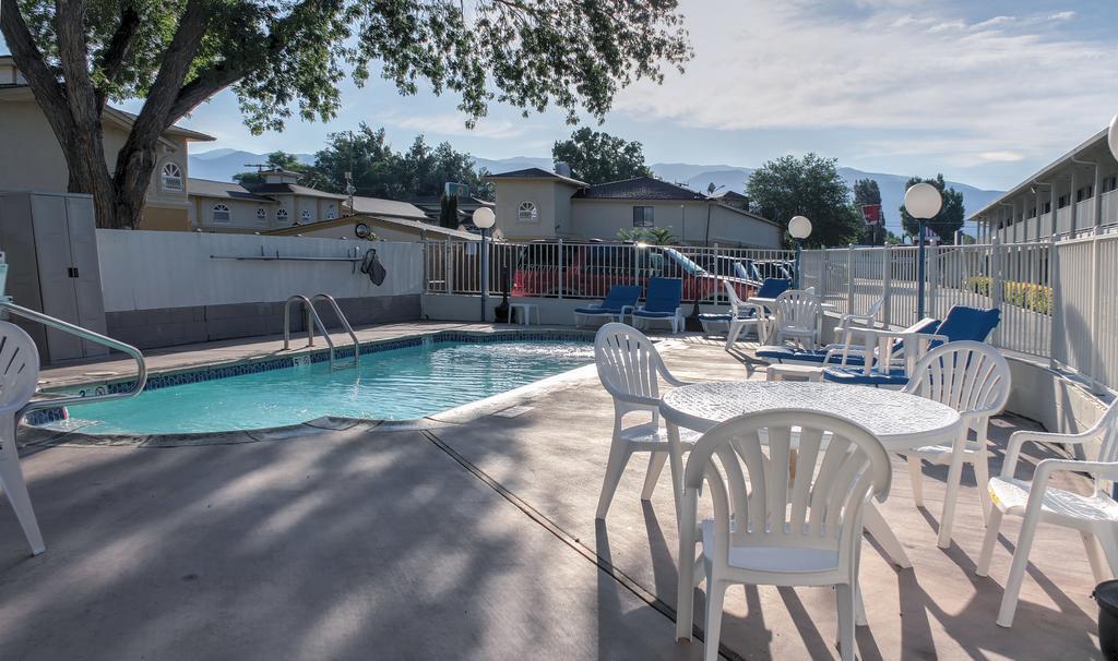 Motel 6-Bishop, Ca Kültér fotó